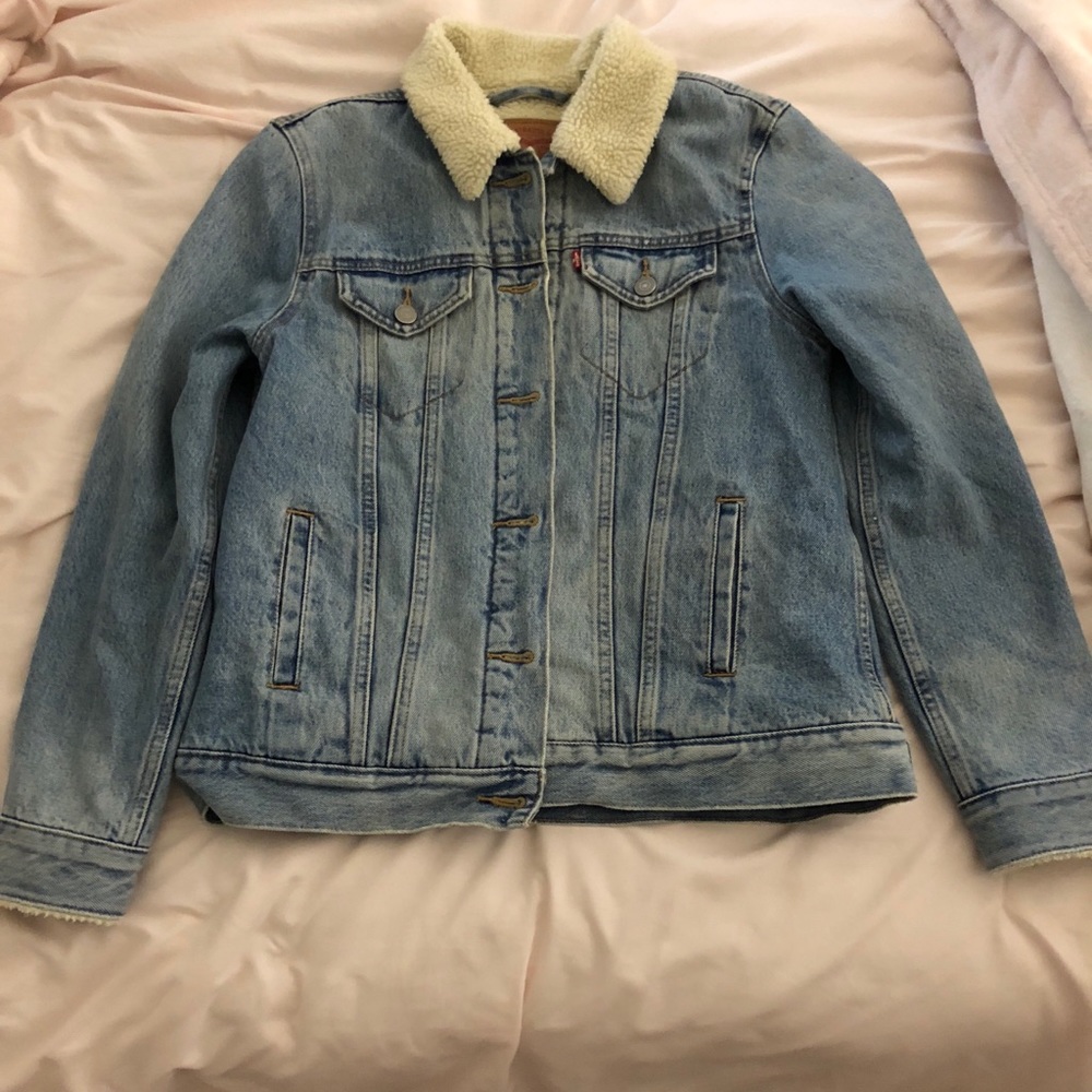 Levi’s Boyfriend Trucker Jean Jacket